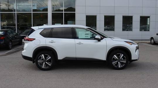 2025 Nissan Rogue sl