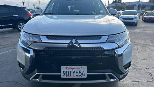 2020 Mitsubishi Outlander
