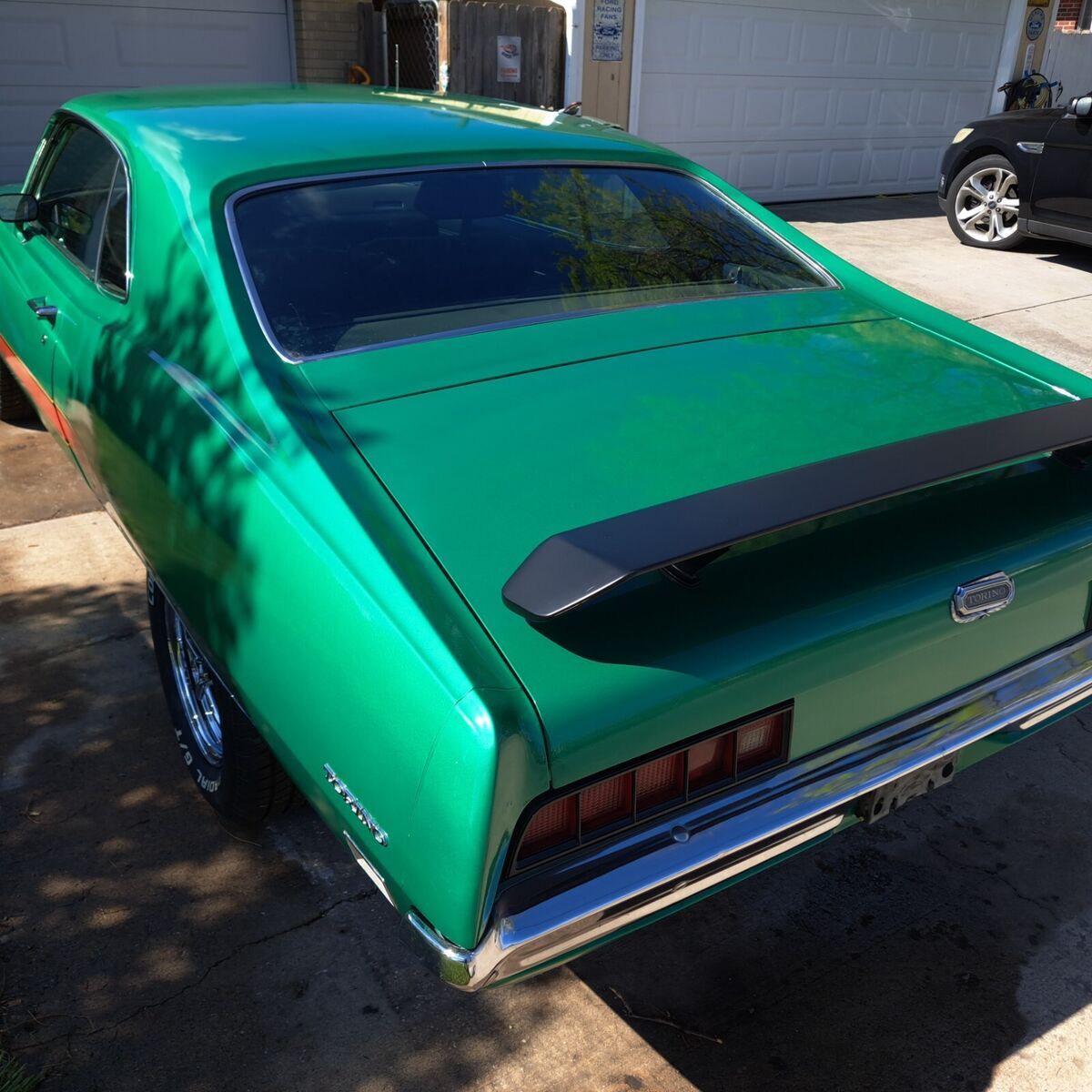 1971 ford torino 2 door hardtop 302 c4 shaker bench seat grabber metalic green