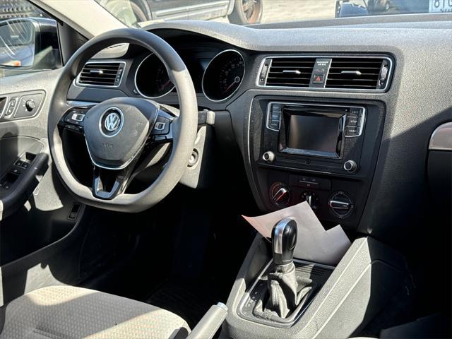 2017 volkswagen jetta 1.4t s