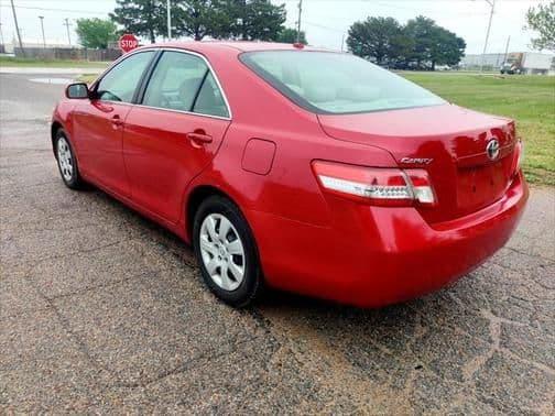 2010 toyota camry le in wichita, kansas