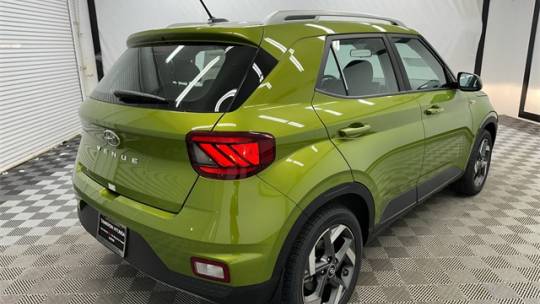 2024 Hyundai Venue sel