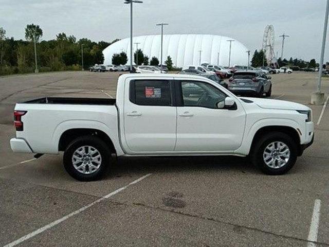 2023 nissan frontier sv
