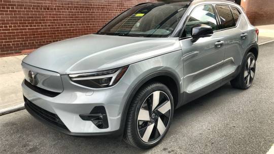 2024 Volvo XC40