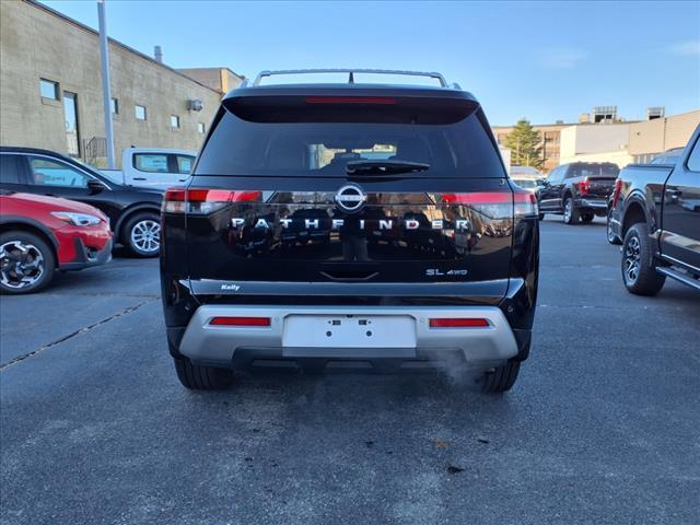 2022 nissan pathfinder sl