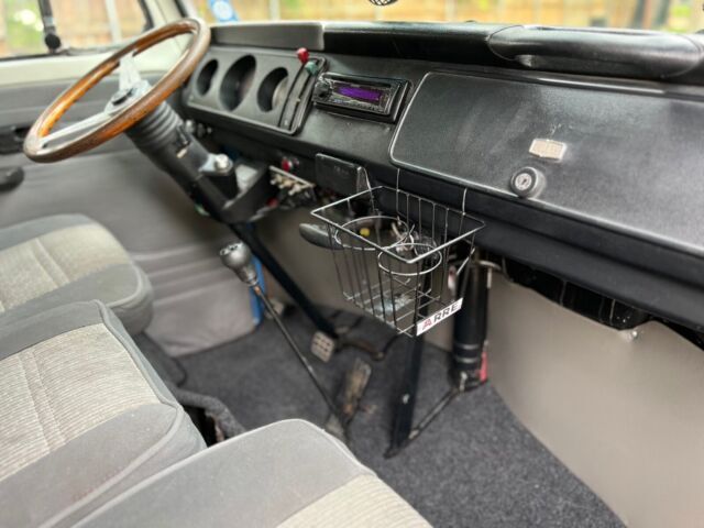 1975 vw bus restored with many features and clean texas title runs great