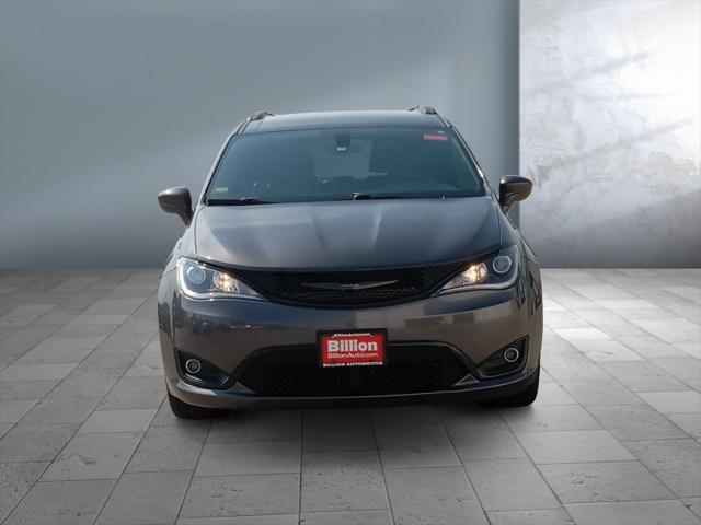 2020 chrysler pacifica touring l