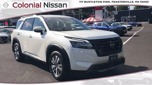 2023 nissan pathfinder sl