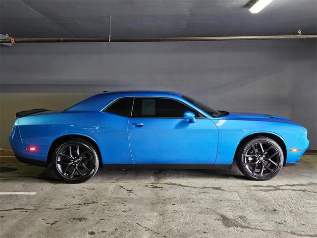 2023 dodge challenger sxt