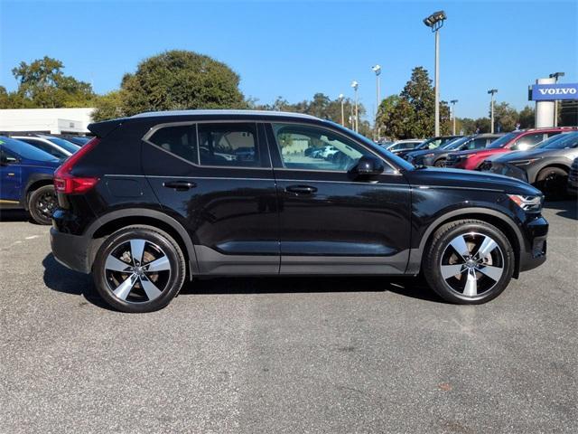 2020 volvo xc40 t5 momentum