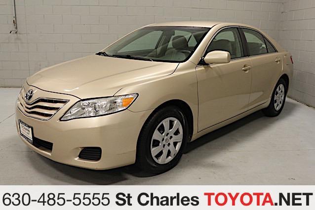 2011 toyota camry le