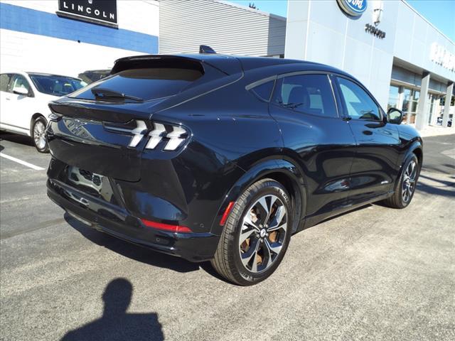 2022 ford mustang mach-e premium