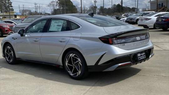 new 2024 hyundai sonata sel fwd