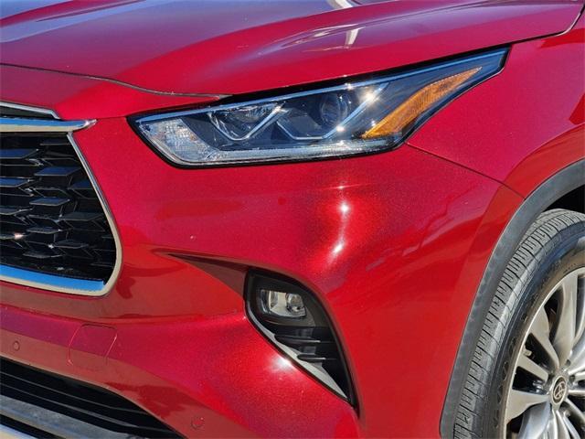 2021 toyota highlander platinum