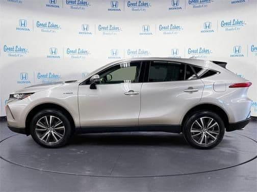 2021 toyota venza le in galeville, new york
