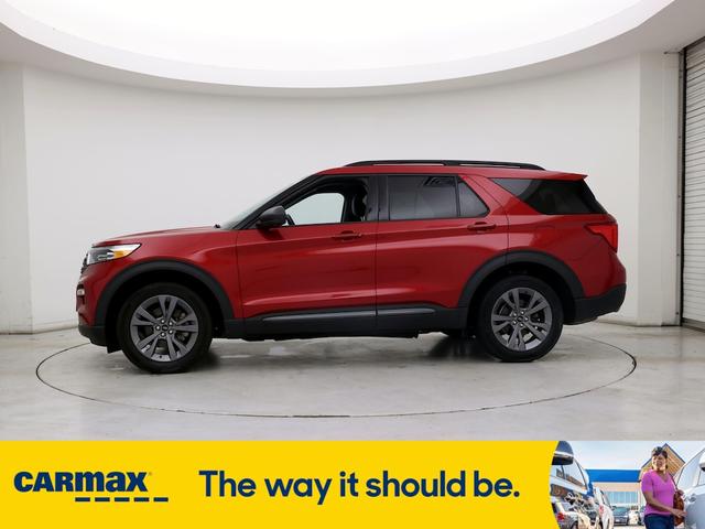 2021 ford explorer xlt