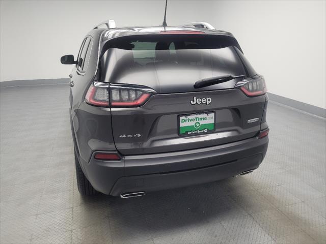 2021 jeep cherokee latitude lux