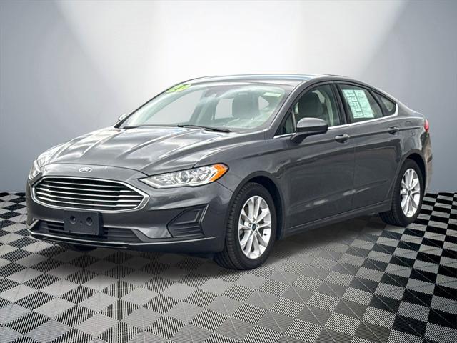 2020 ford fusion se
