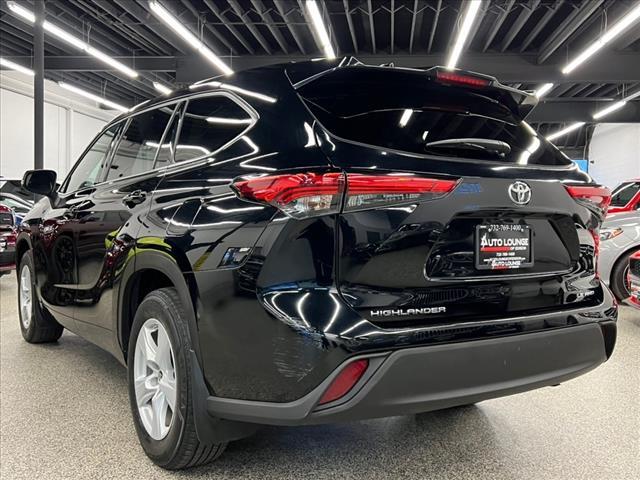2021 toyota highlander le