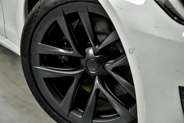 2022 tesla model s plaid