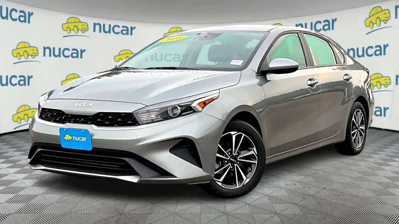2023 kia forte lxs