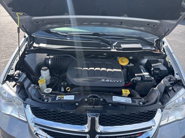 2018 dodge grand caravan se