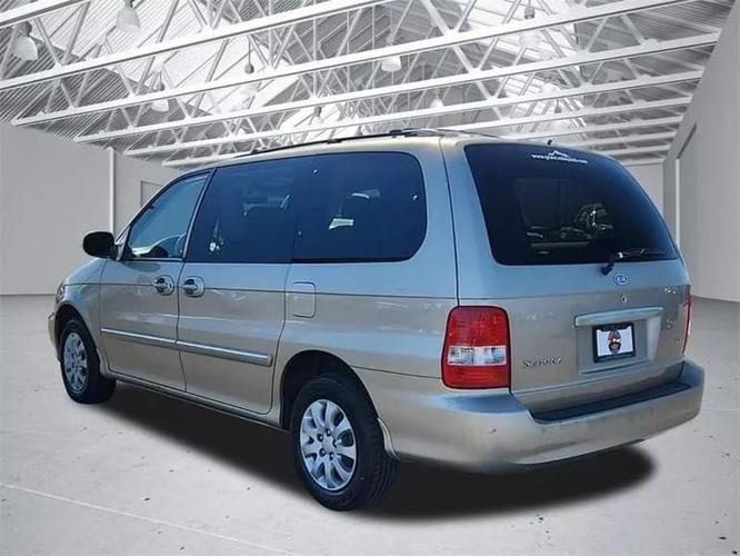 2005 kia sedona lx minivan 4d in denver, colorado