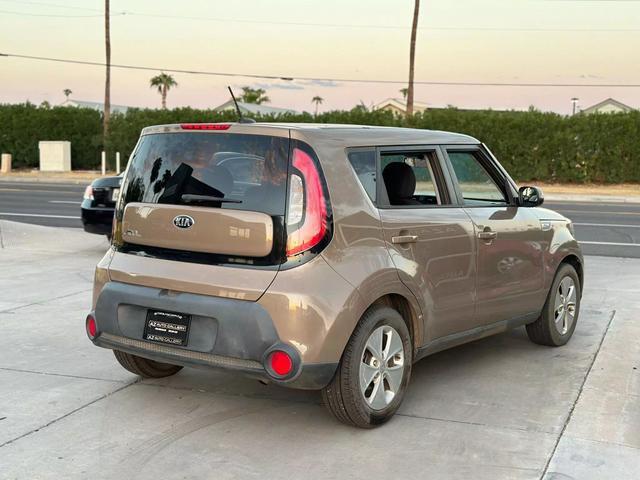 2016 kia soul base