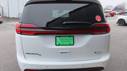2024 Chrysler Pacifica