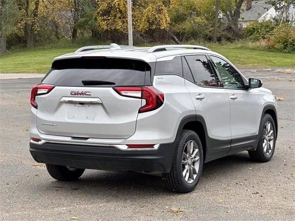 2022 gmc terrain in manhattan, new york
