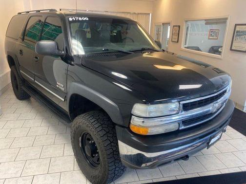 2005 chevrolet suburban in co bluffs, iowa