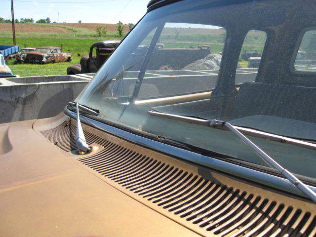 1976 dodge adventurer 100 club cab pickup truck