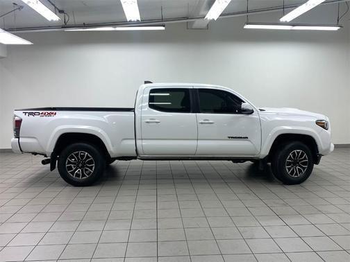 2023 toyota tacoma