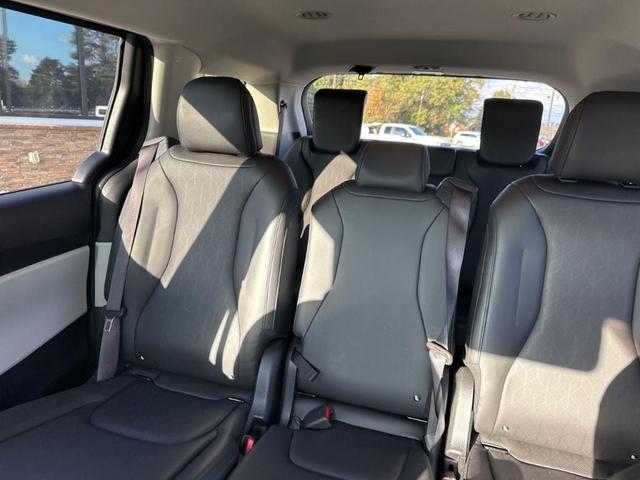 2024 kia carnival lx