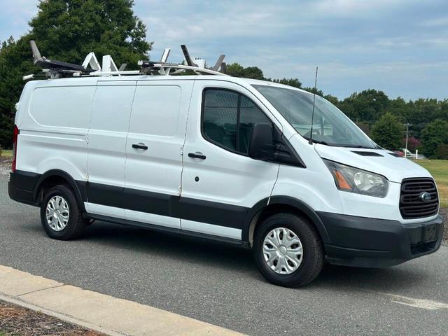 2016 ford transit-150 base