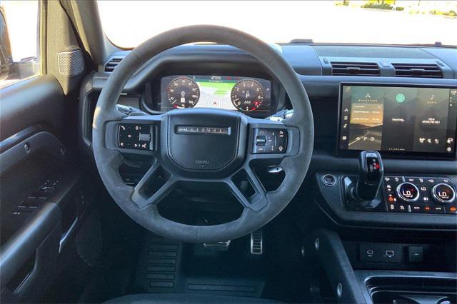 2022 land rover defender 110 v8