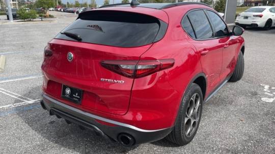 2022 Alfa Romeo Stelvio