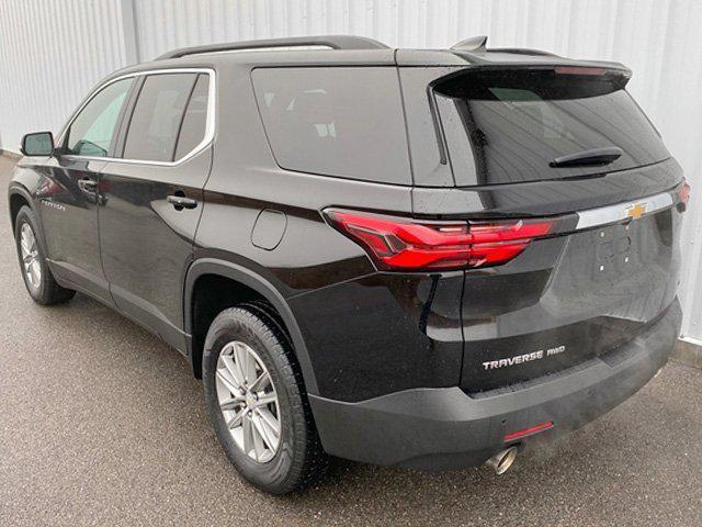 2022 chevrolet traverse lt leather