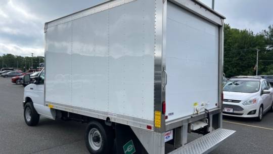 2022 ford e-series e-350 sd