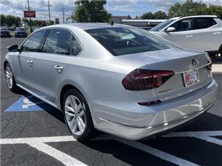 2018 Volkswagen Passat (North America and China) 2.0t se