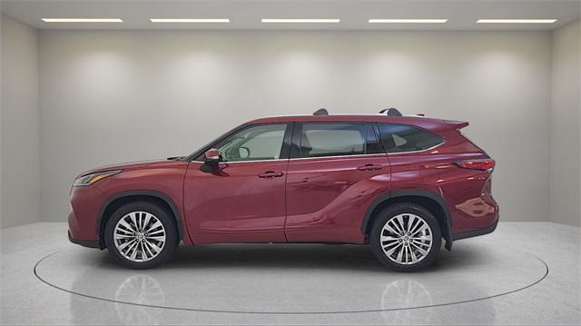 2021 toyota highlander platinum