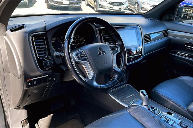 2022 mitsubishi outlander phev sel