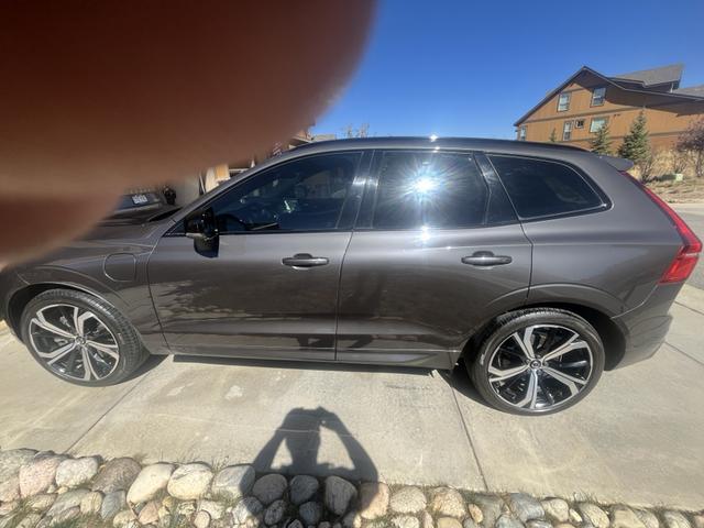 2022 volvo xc60 recharge plug-in hybrid t8 r-design