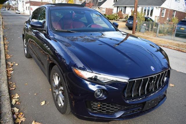 2021 maserati levante base