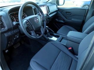 2024 Nissan Navara (Frontier) s