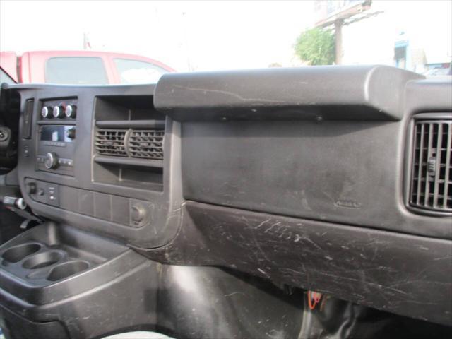 2014 chevrolet express 3500 work van