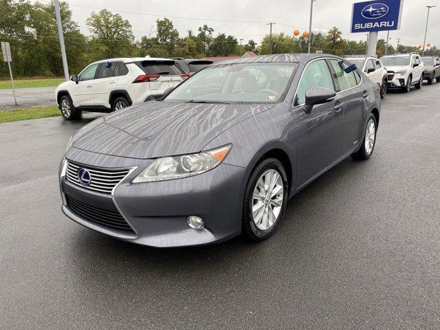 2013 lexus es 300h base