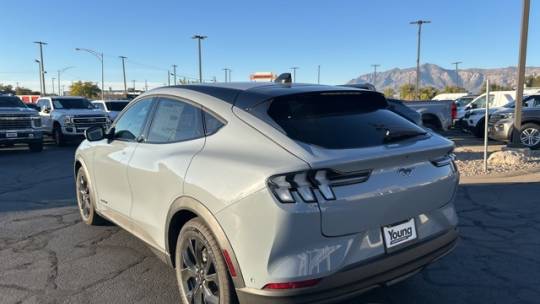 2024 Ford Mustang Mach-E