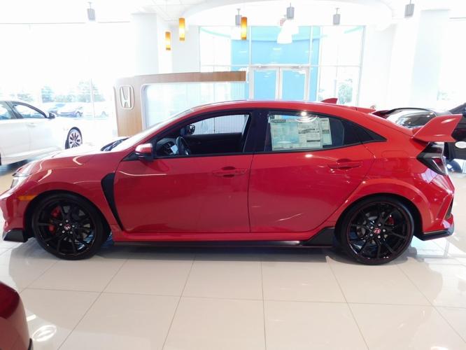 new 2019 honda civic type r hatchback richmond, in 47374 for sale in chester, indiana