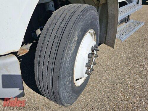 2004 freightliner box van
